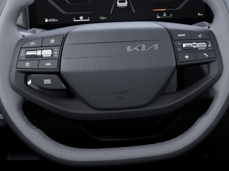Used 2025 Kia K4 EX FWD image 25