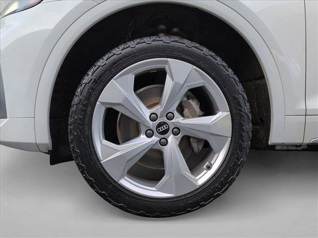 Used 2021 Audi Q5 2.0T Premium Plus w/ Premium Plus Package AWD/4WD image 26