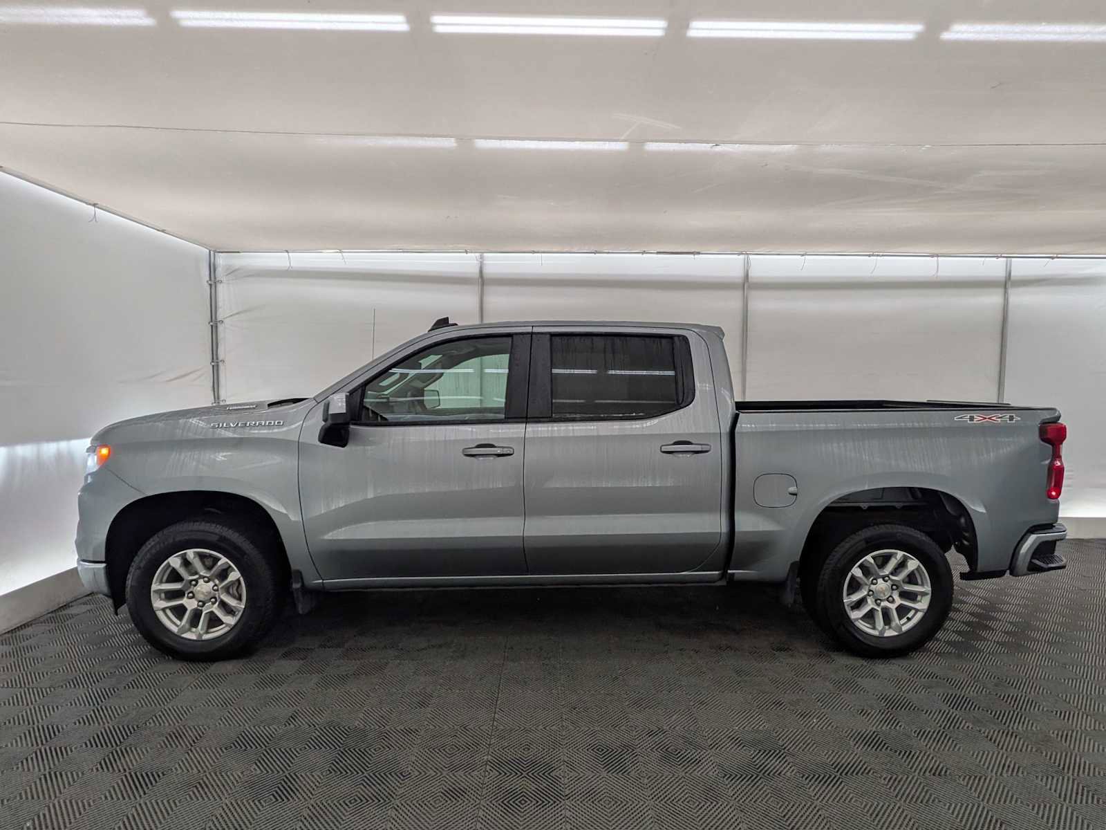 New 2025 Chevrolet Silverado 1500 LT image 3