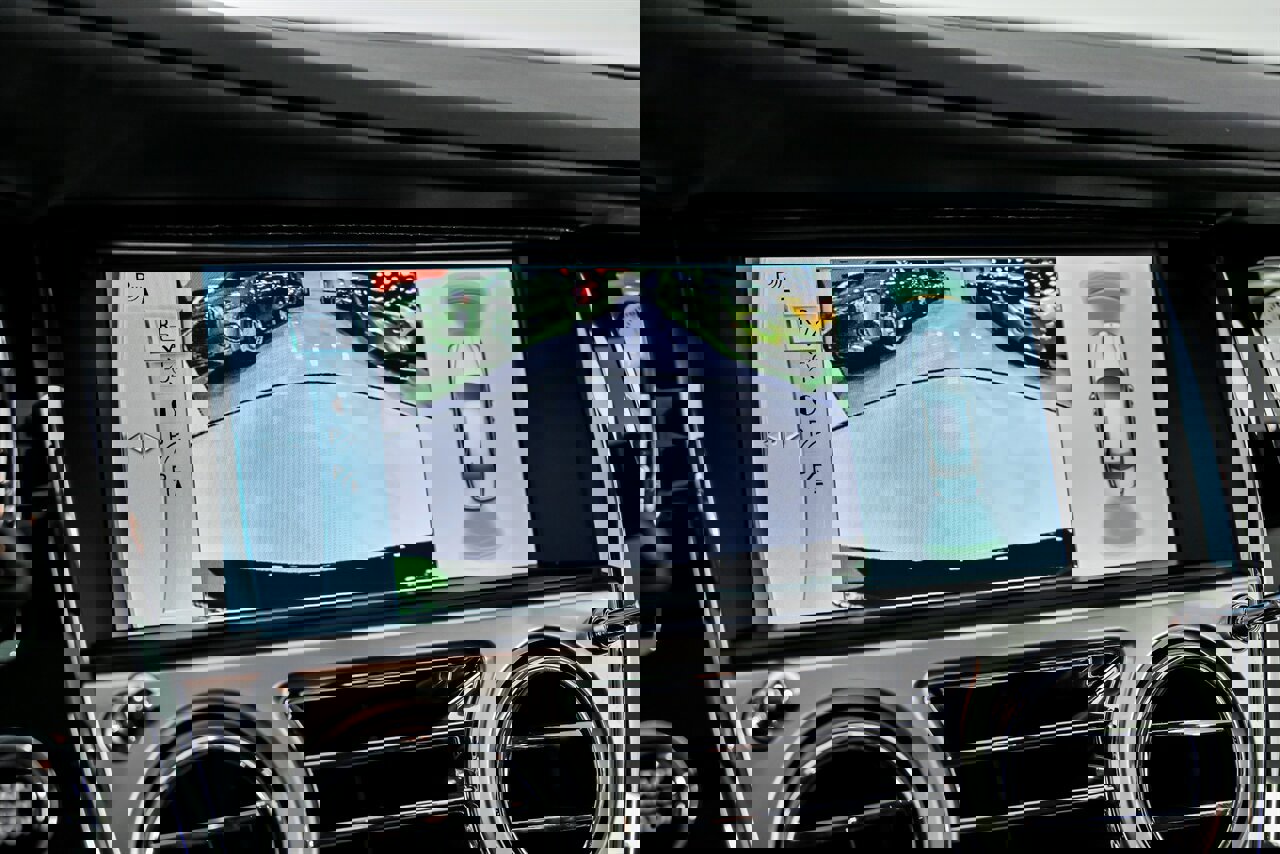 Used 2017 Rolls-Royce Ghost image 36