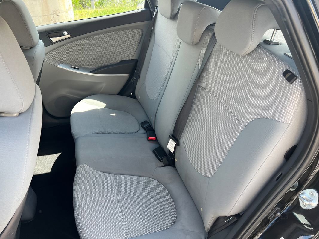 Used 2014 Hyundai Accent GS image 15