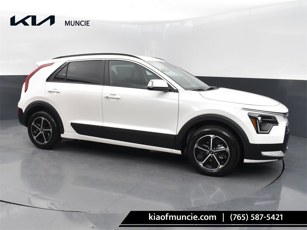 New 2025 Kia Niro EX
