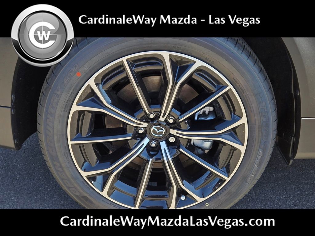 Certified 2025 MAZDA CX-70 Plug-In Hybrid w/ Premium Pkg AWD/4WD image 10