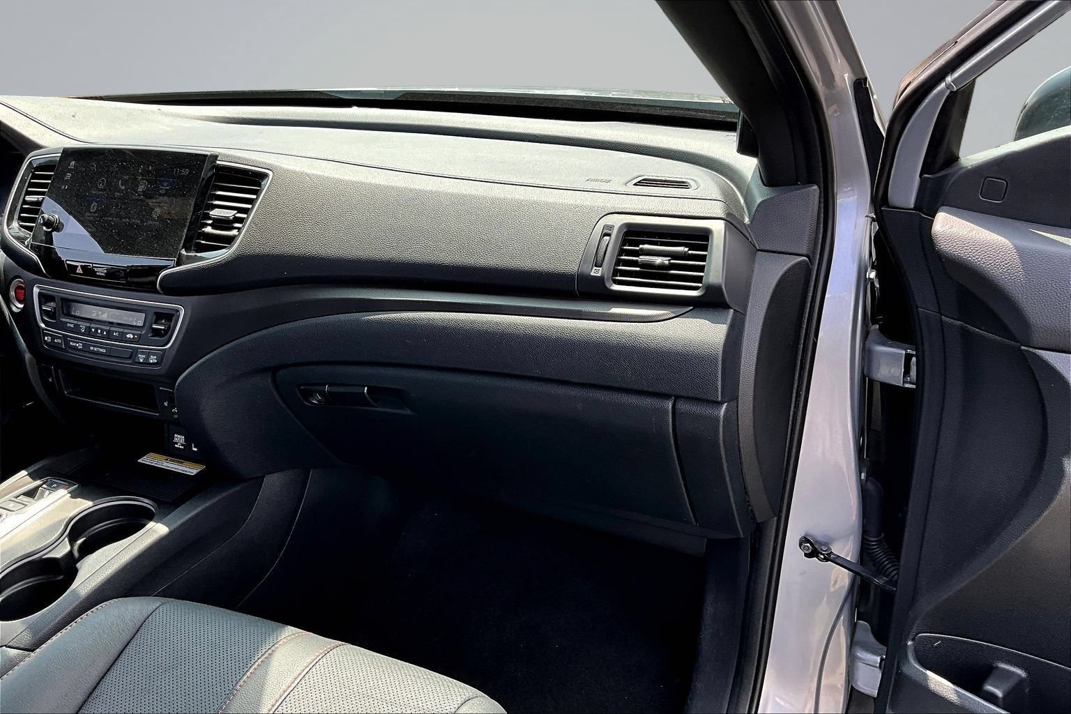 Used 2022 Honda Passport TrailSport image 26