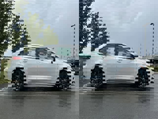 New 2024 Toyota Corolla SE image 3