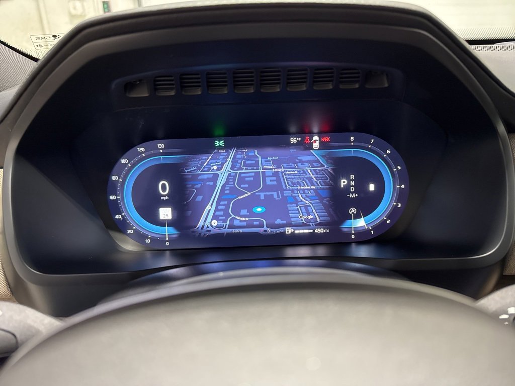 Used 2025 Volvo XC90 B6 Plus image 23