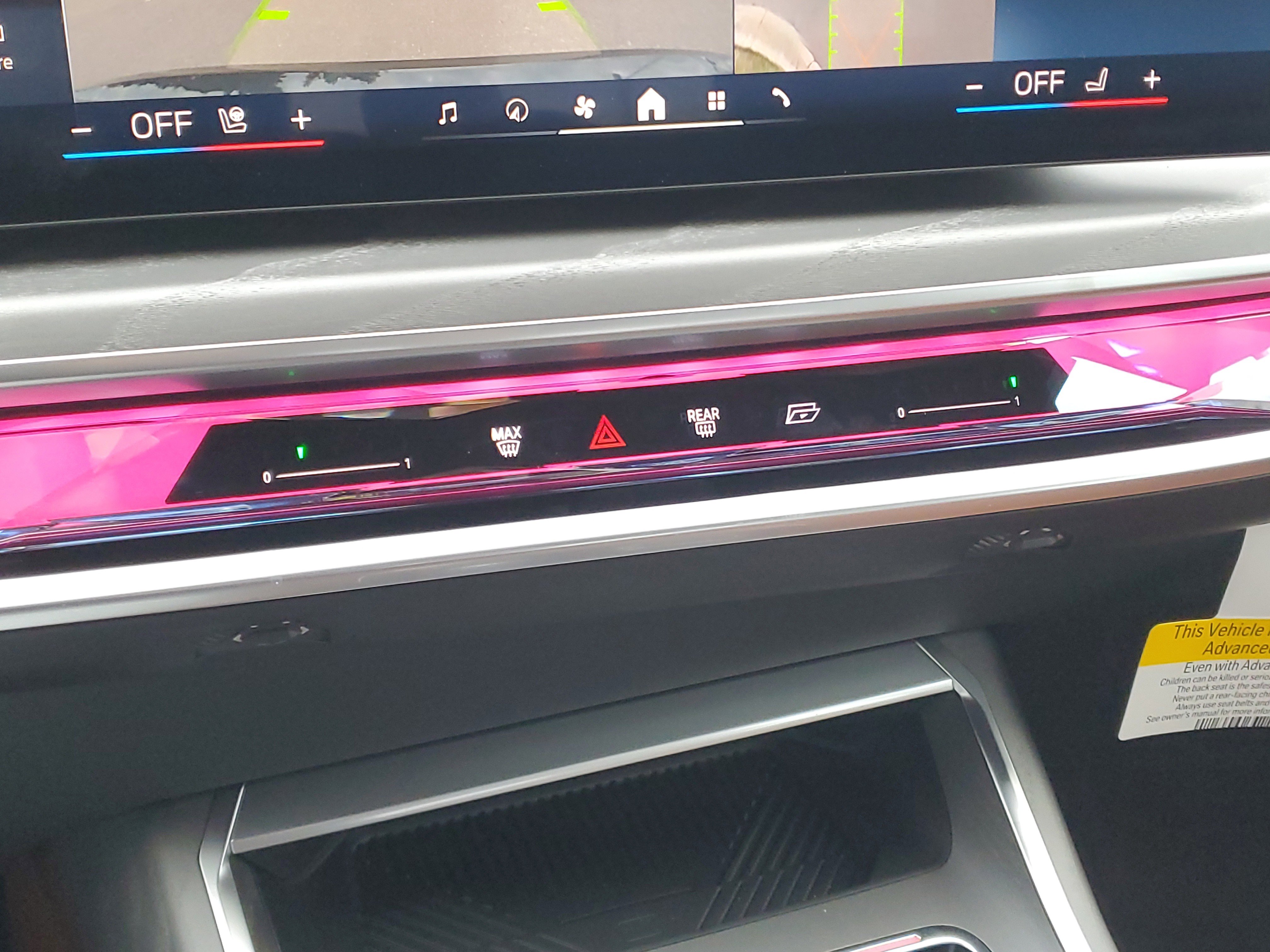 New 2025 BMW i7 eDrive50 w/ Premium Package image 18