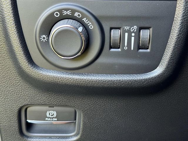 New 2025 Jeep Grand Cherokee L Laredo w/ Luxury Tech Group I image 23