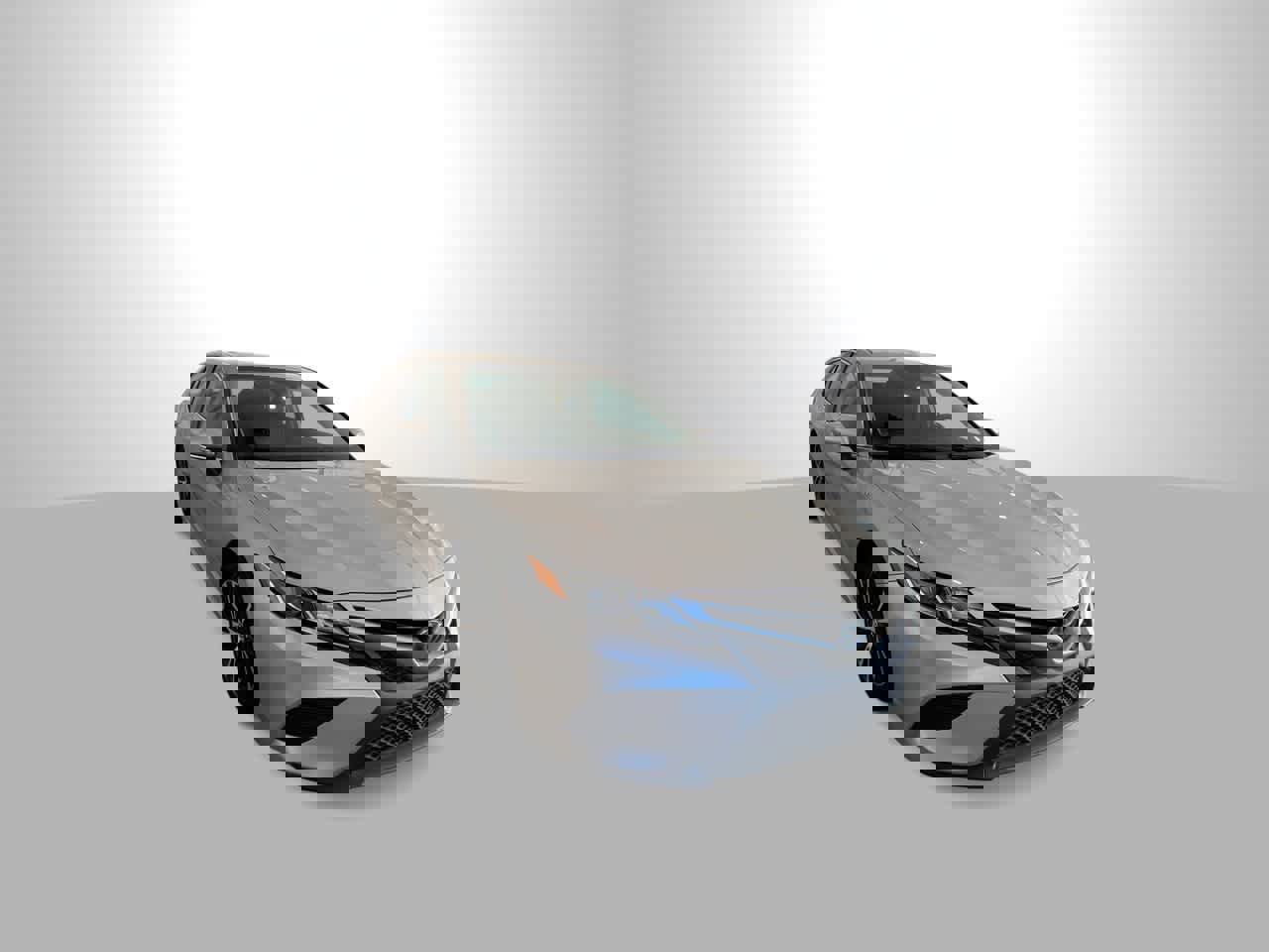 Used 2020 Toyota Camry SE w/ Sunroof Package video 2