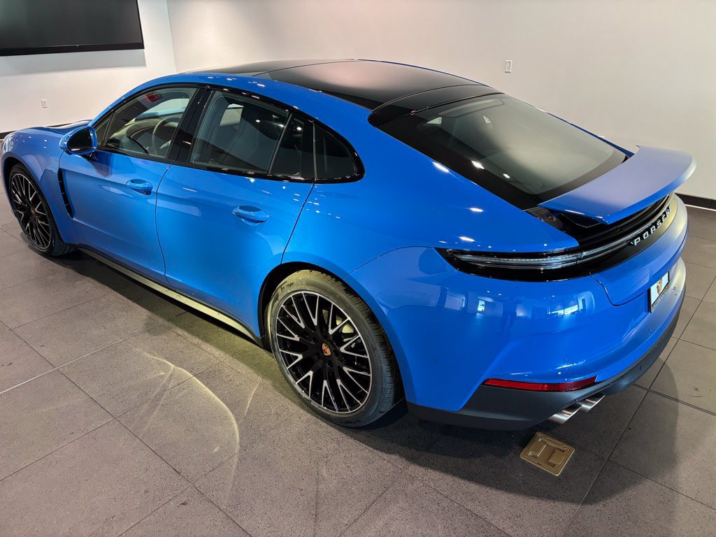 Certified 2026 Porsche Panamera RWD image 3