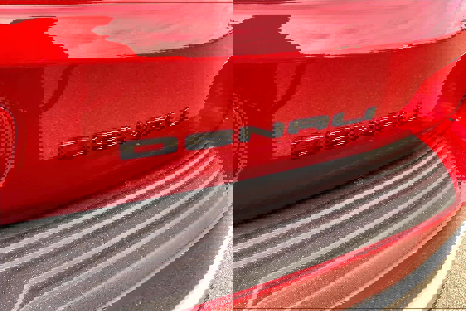 Used 2024 GMC Yukon XL Denali w/ Advanced Technology Package image 9