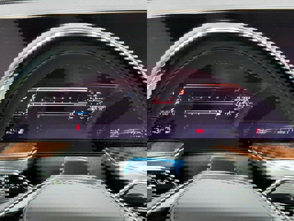 New 2026 Cadillac Escalade Platinum Sport w/ LPO, ONYX Package AWD/4WD image 3