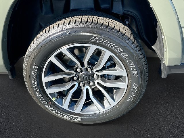 New 2026 RAM 1500 Limited w/ Body Color Bumper Group AWD/4WD image 20