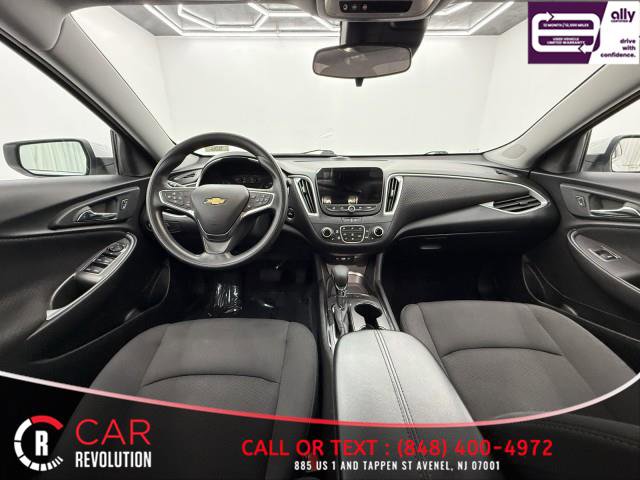 Used 2024 Chevrolet Malibu LT image 14