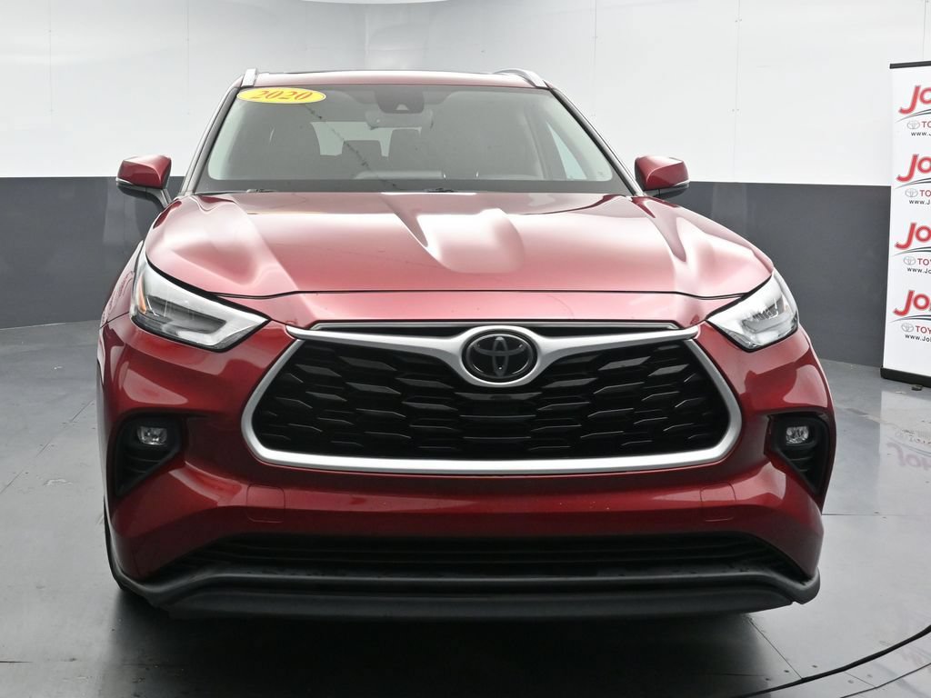 Used 2020 Toyota Highlander XLE FWD image 3