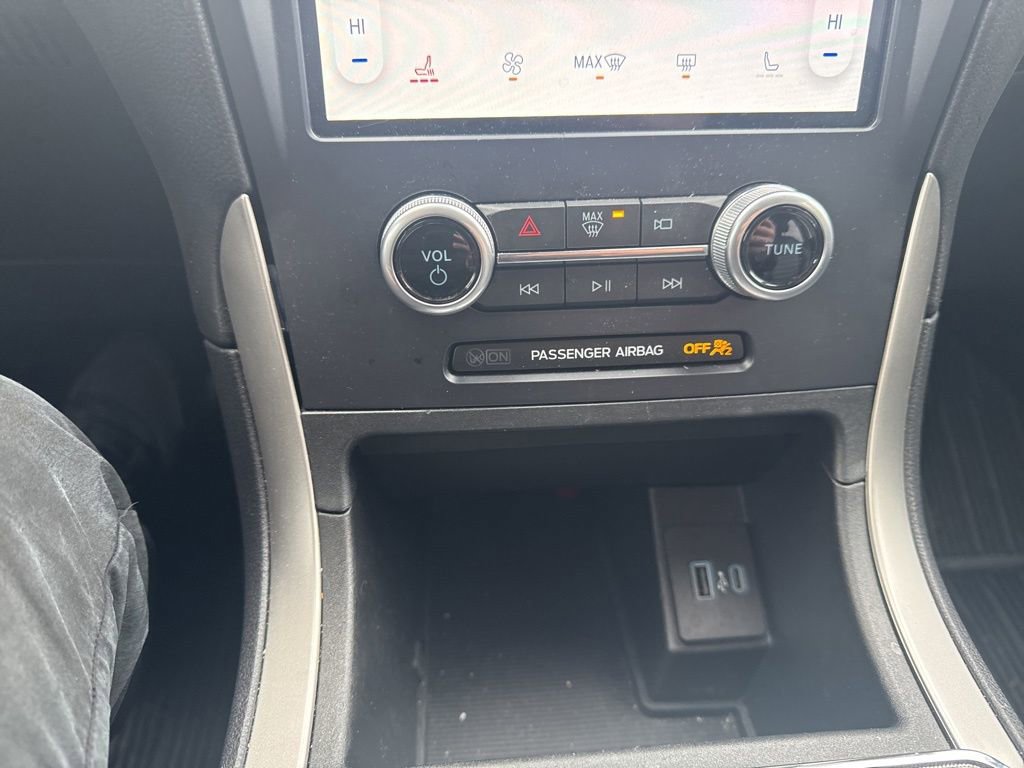 Certified 2022 Ford Edge SEL w/ Sport Appearance Package image 21