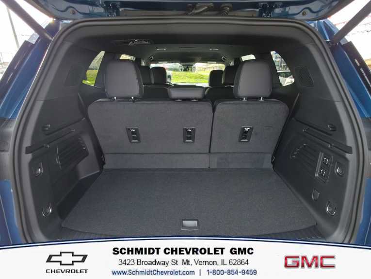 New 2026 GMC Acadia Denali AWD/4WD image 9