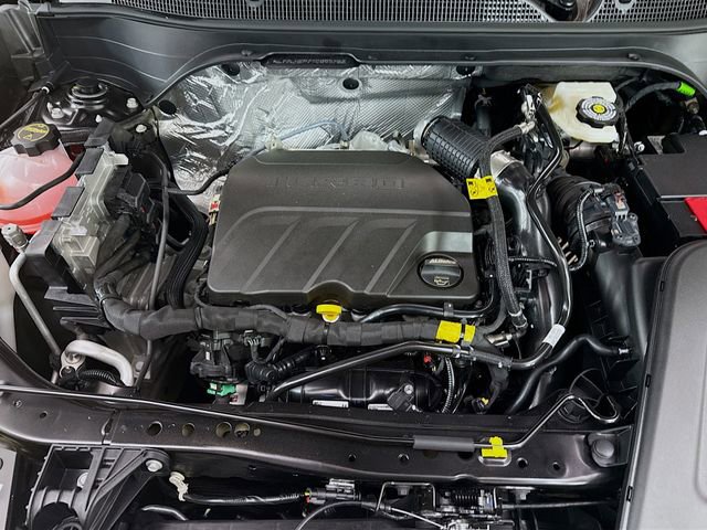 New 2026 Chevrolet Trax LT w/ Sunroof Package image 32