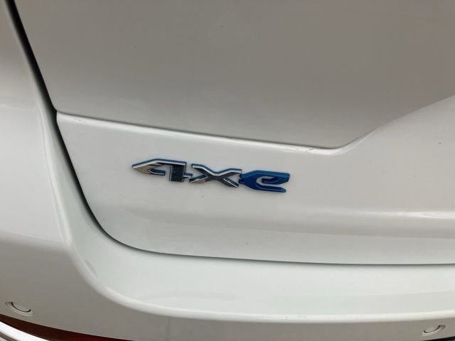 Certified 2022 Jeep Grand Cherokee Overland w/ Advanced Protech Group III AWD/4WD image 9