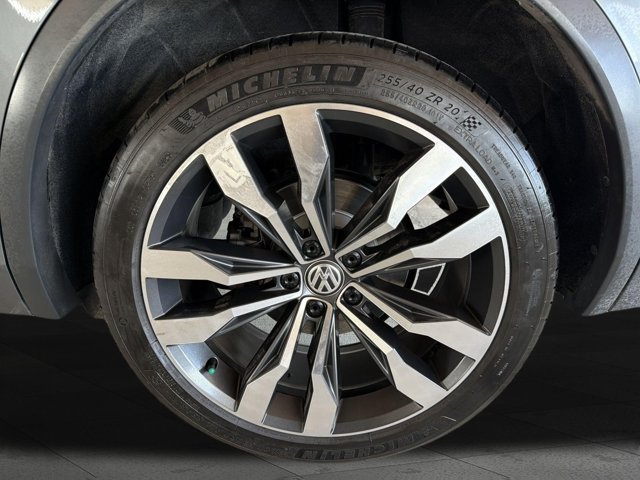 Used 2019 Volkswagen Tiguan SEL Premium R-Line AWD/4WD image 22