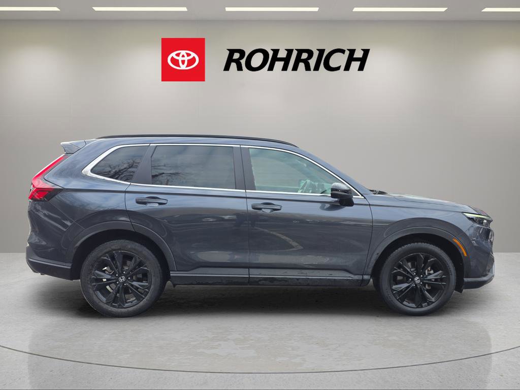 Used 2023 Honda CR-V Sport Touring image 4
