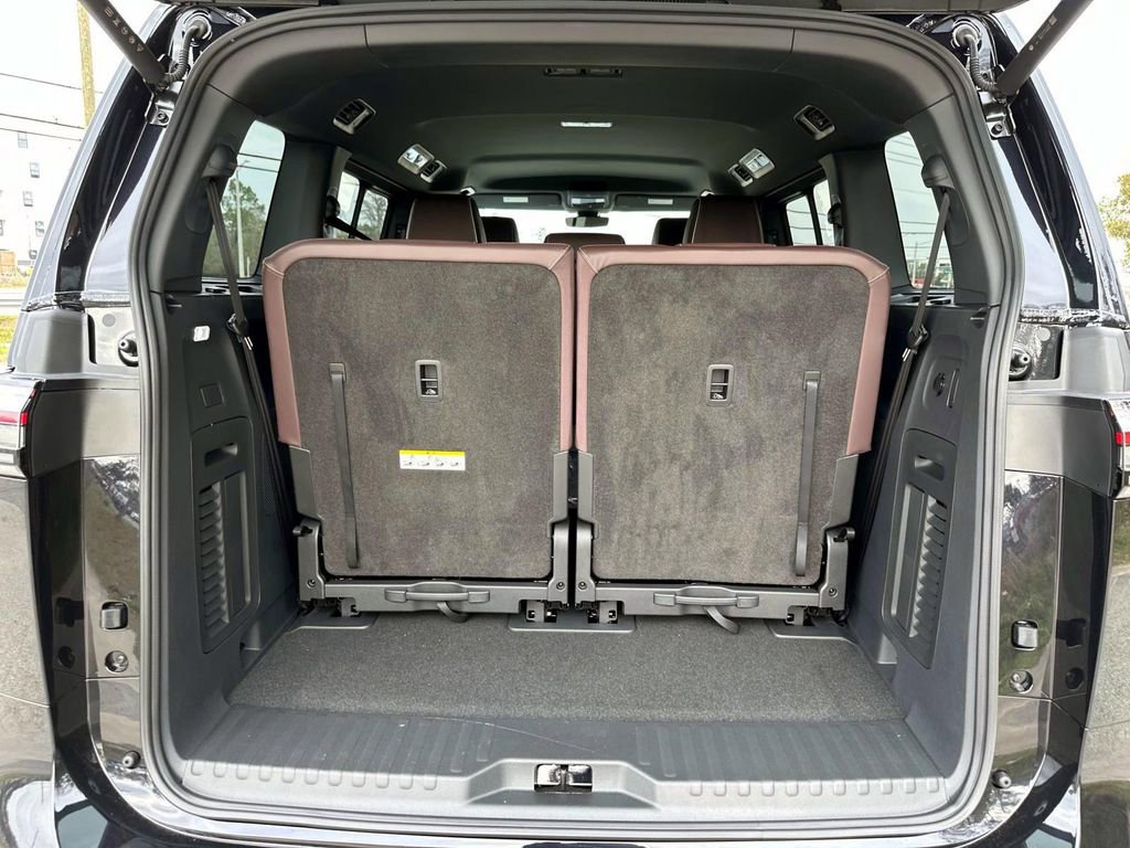 New 2025 Volkswagen ID. Buzz Pro S image 27