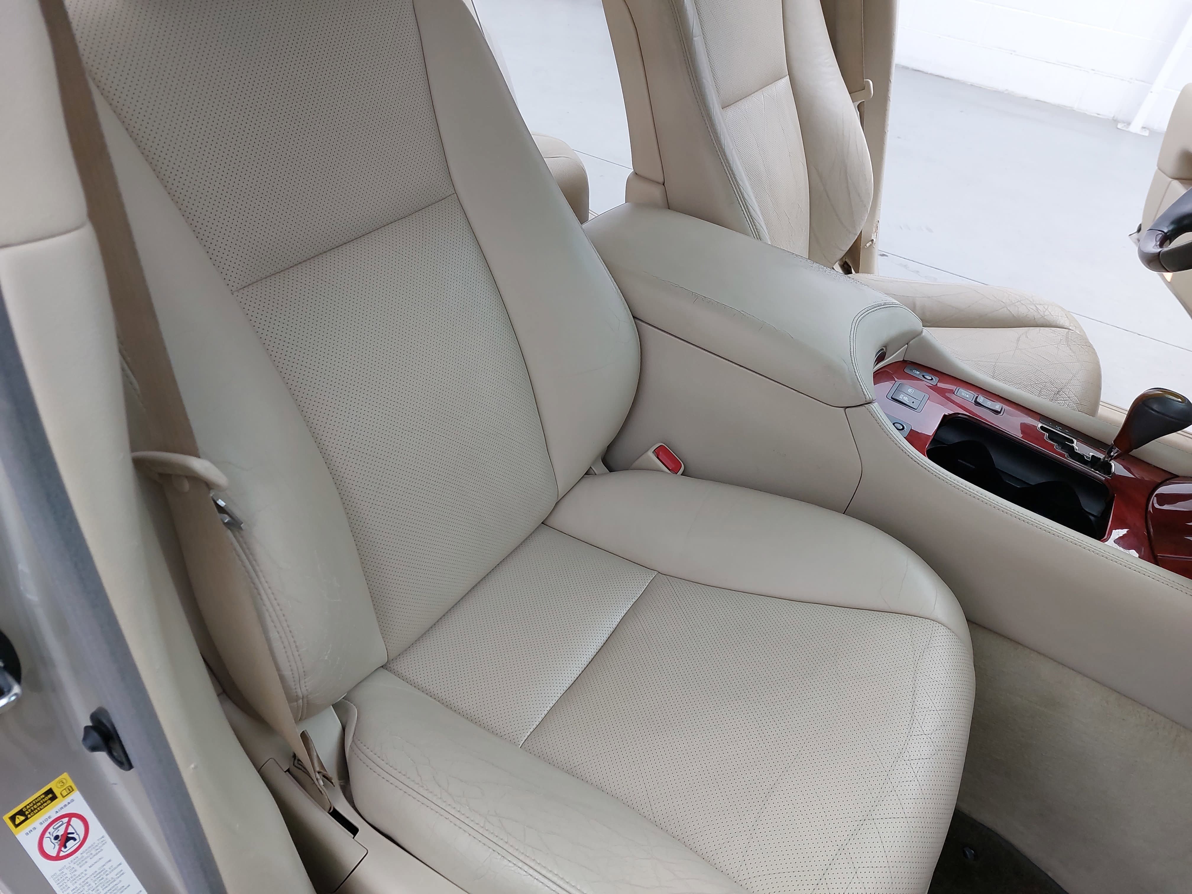 Used 2011 Lexus LS 460 w/ Luxury Value Edition RWD image 12