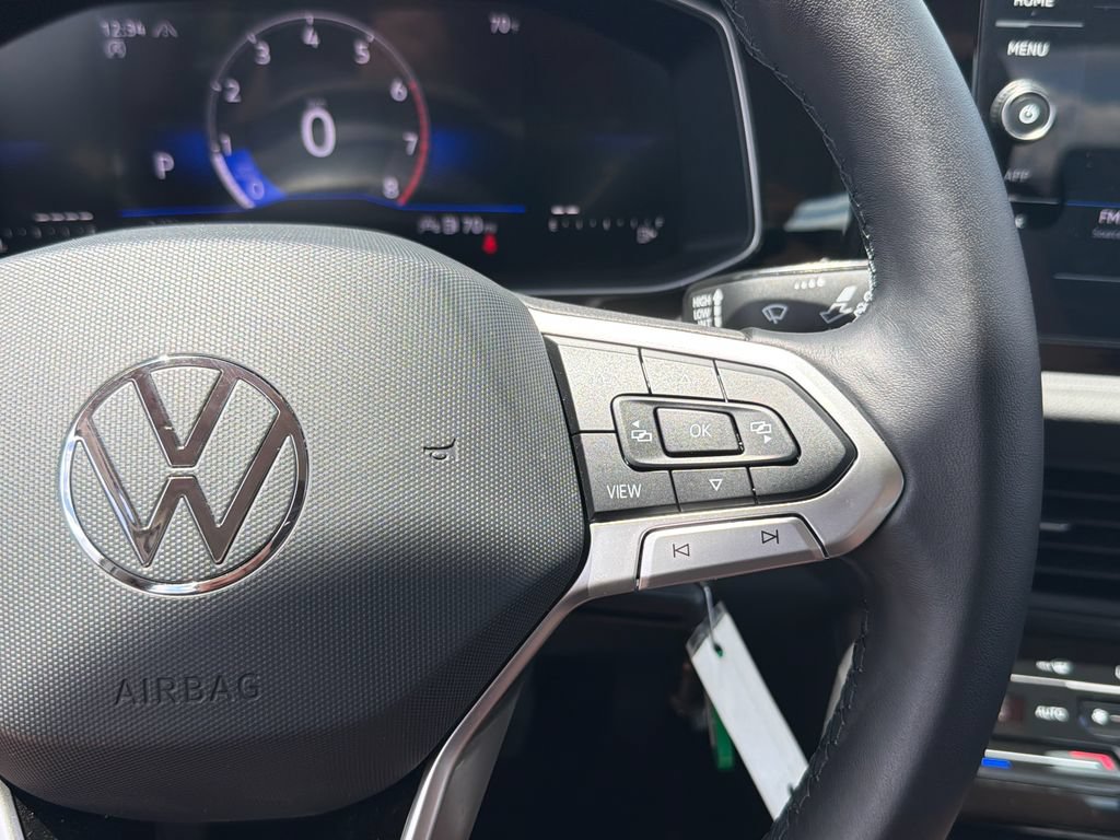 Certified 2025 Volkswagen Jetta S FWD image 11