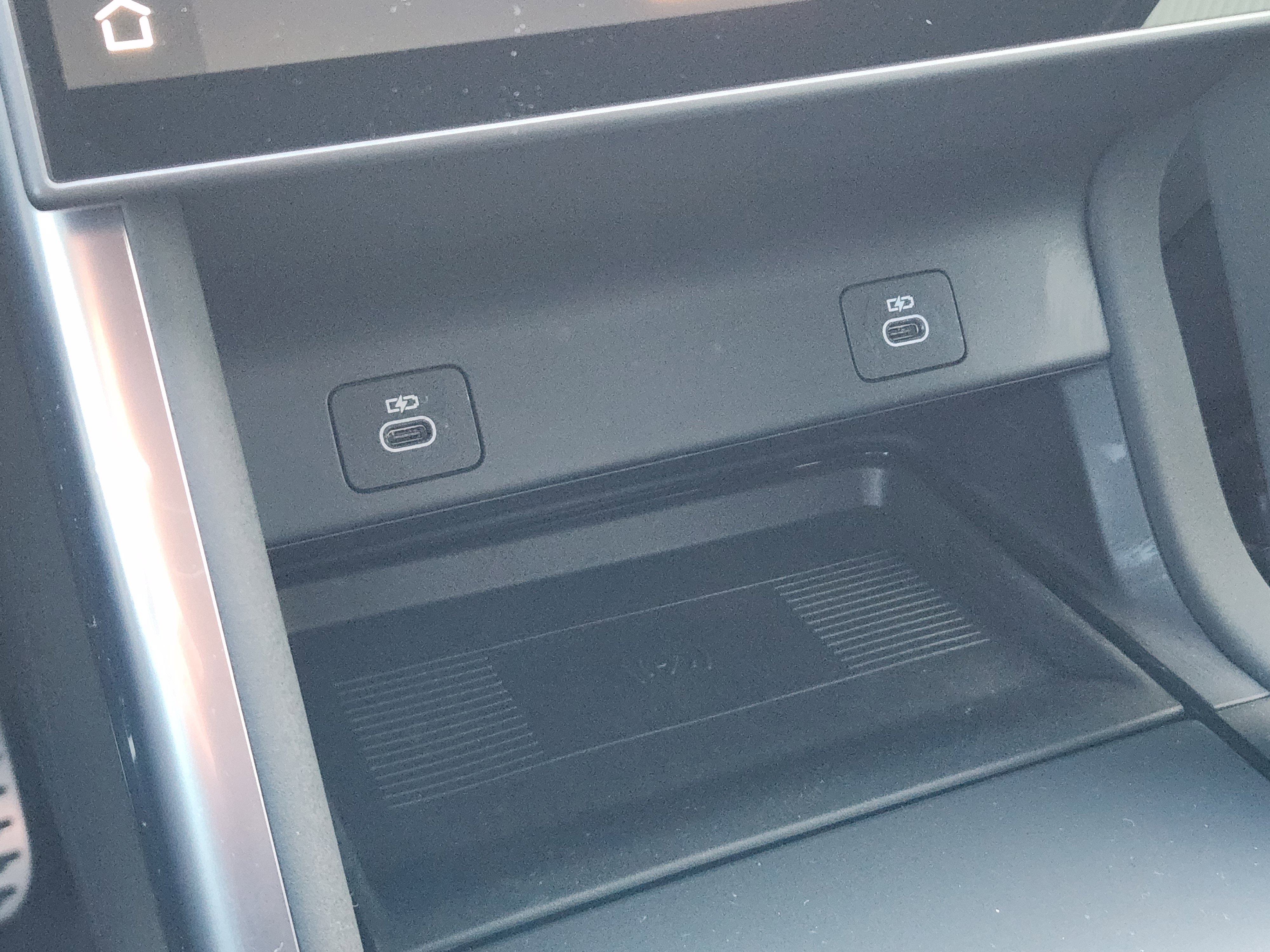 Used 2025 Land Rover Discovery Sport Dynamic SE image 21