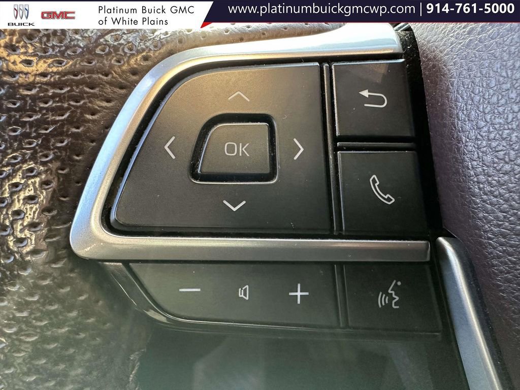 Used 2022 Toyota Sienna Platinum image 37