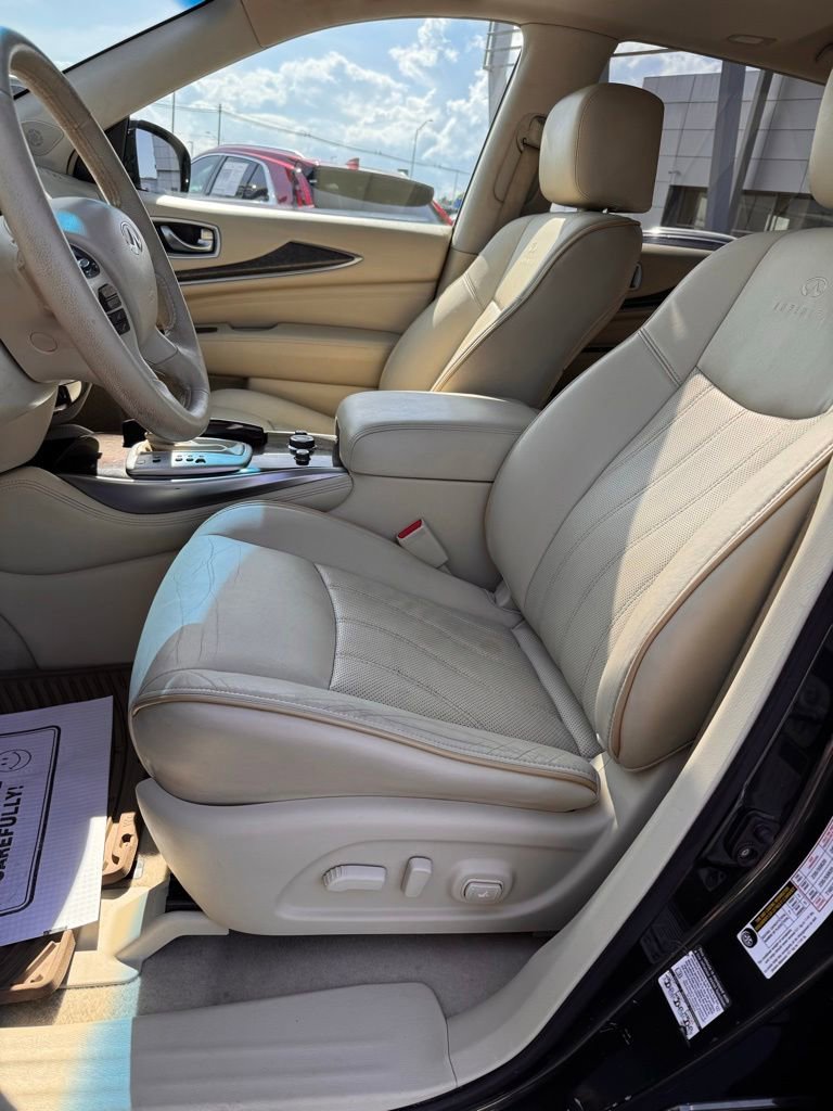 Used 2013 INFINITI JX35 AWD w/ Premium Pkg image 9
