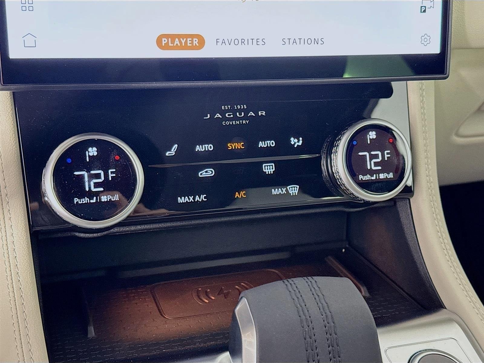 Used 2026 Jaguar F-PACE R-Dynamic S AWD/4WD image 18