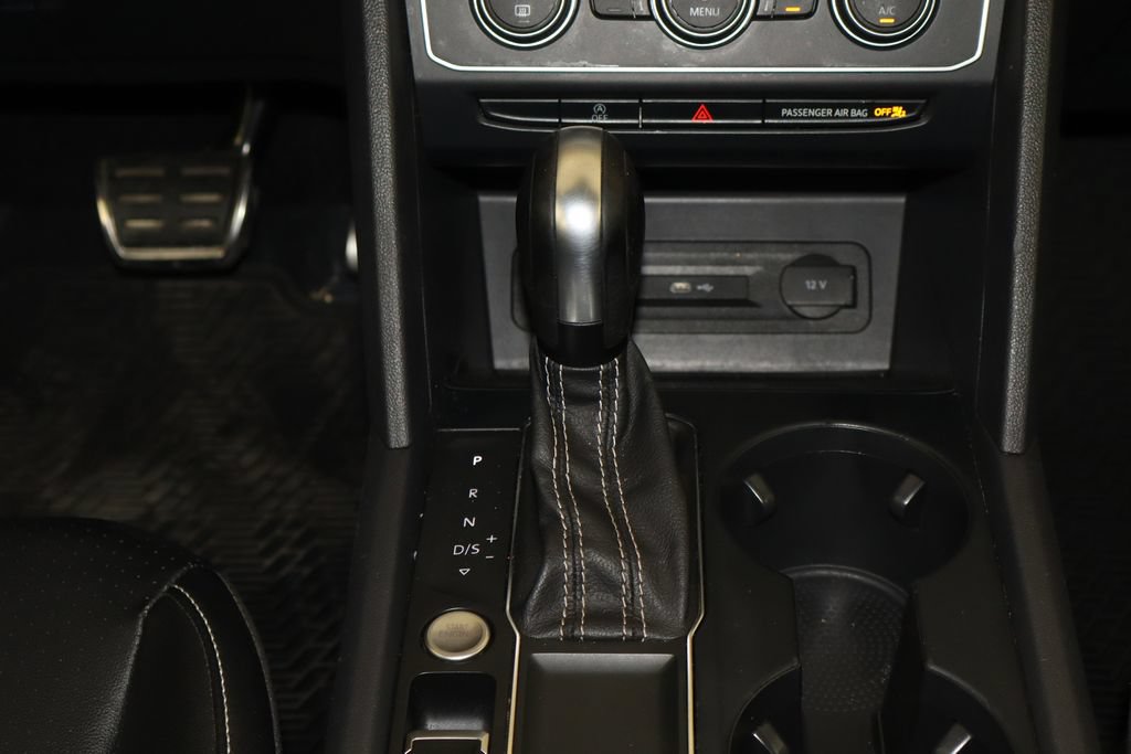 Used 2021 Volkswagen Atlas SE FWD image 31