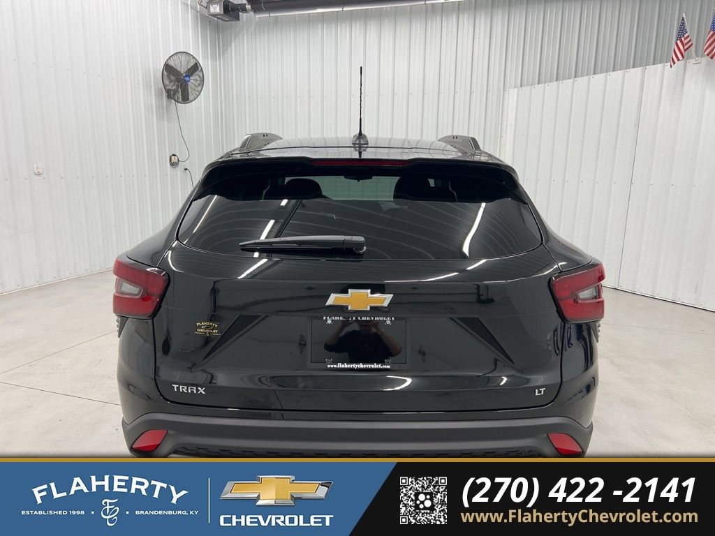 New 2026 Chevrolet Trax LT image 4