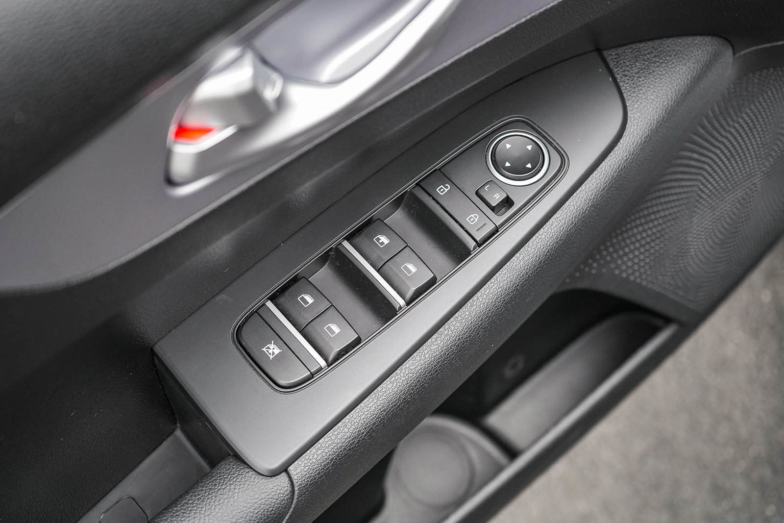 Used 2024 Kia Forte LXS w/ LXS Technology Package FWD image 18