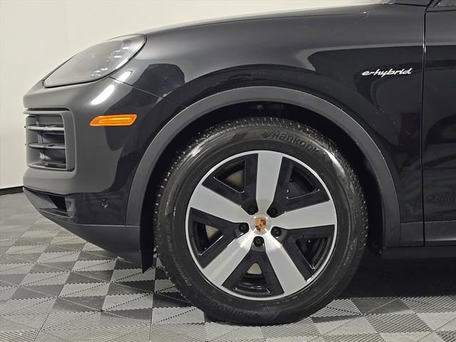 Certified 2026 Porsche Cayenne E-Hybrid image 11