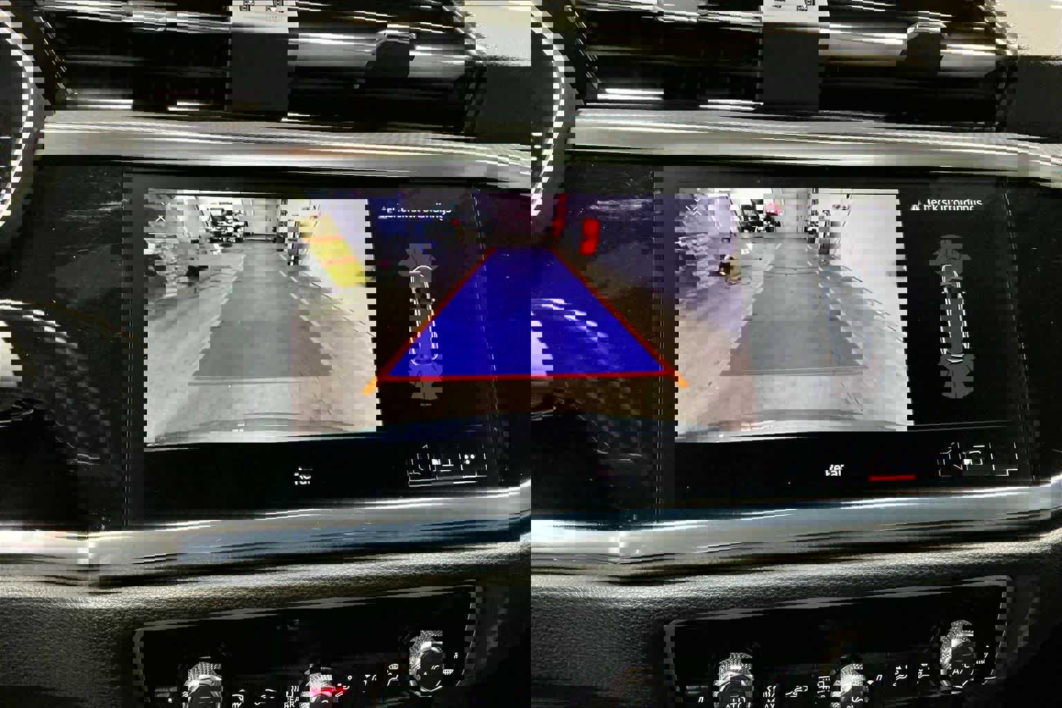 Used 2023 Audi Q3 2.0T Premium w/ Convenience Package image 23