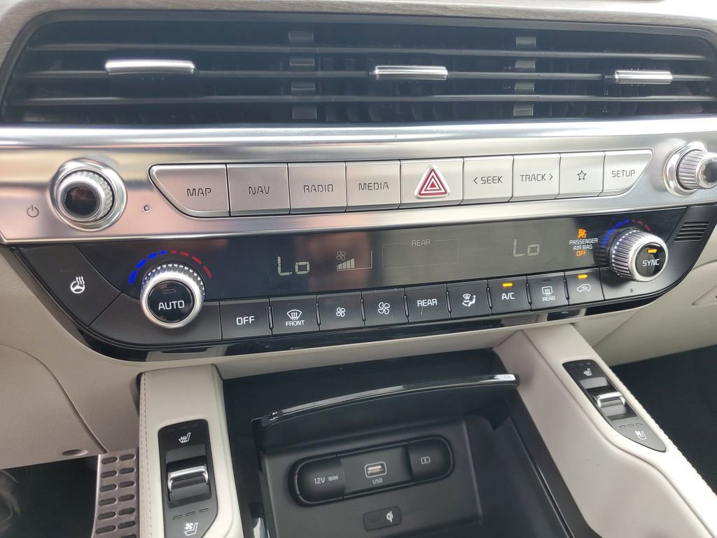 Used 2022 Kia Telluride SX w/ SX Prestige Package image 18