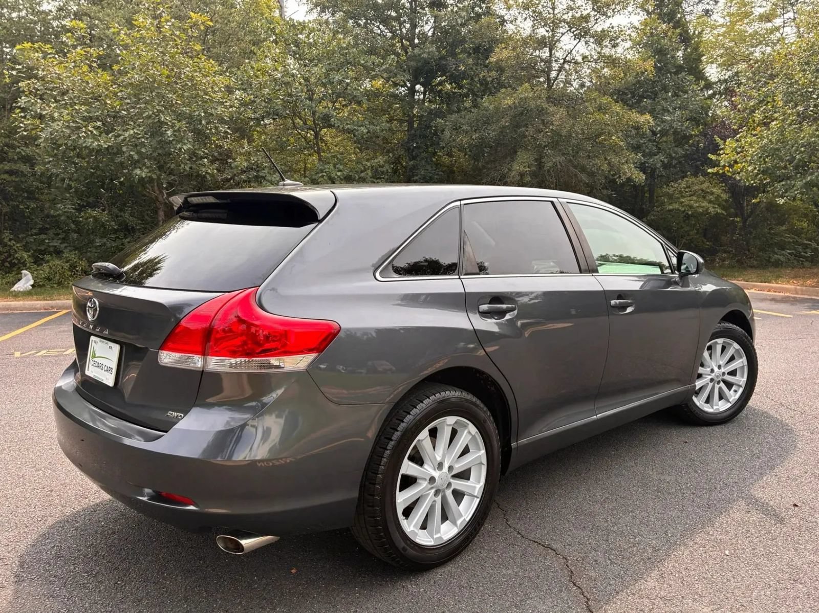 Used 2011 Toyota Venza AWD image 7