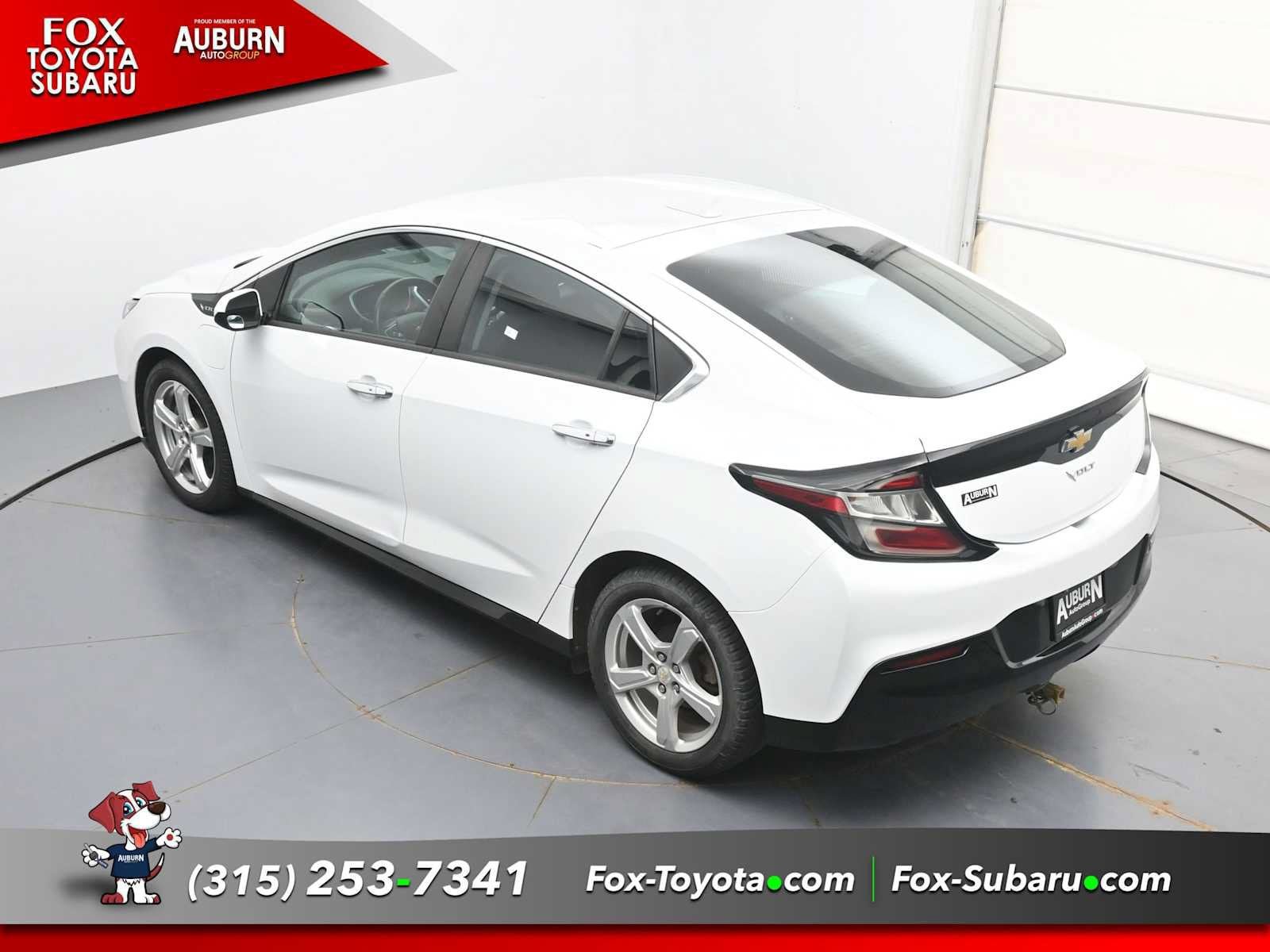 Used 2017 Chevrolet Volt LT w/ Comfort Package FWD image 26