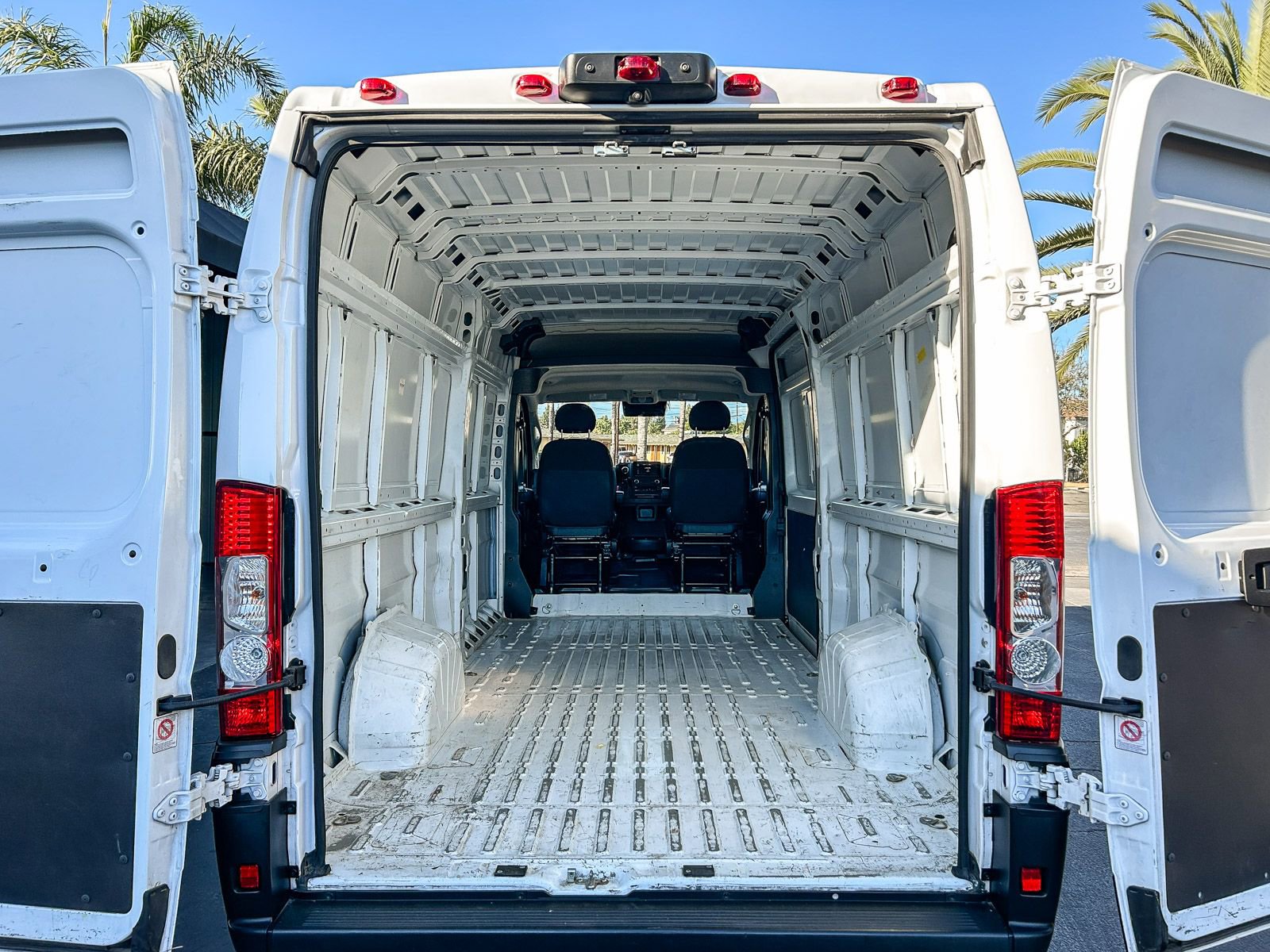 Used 2023 RAM ProMaster 3500 image 26