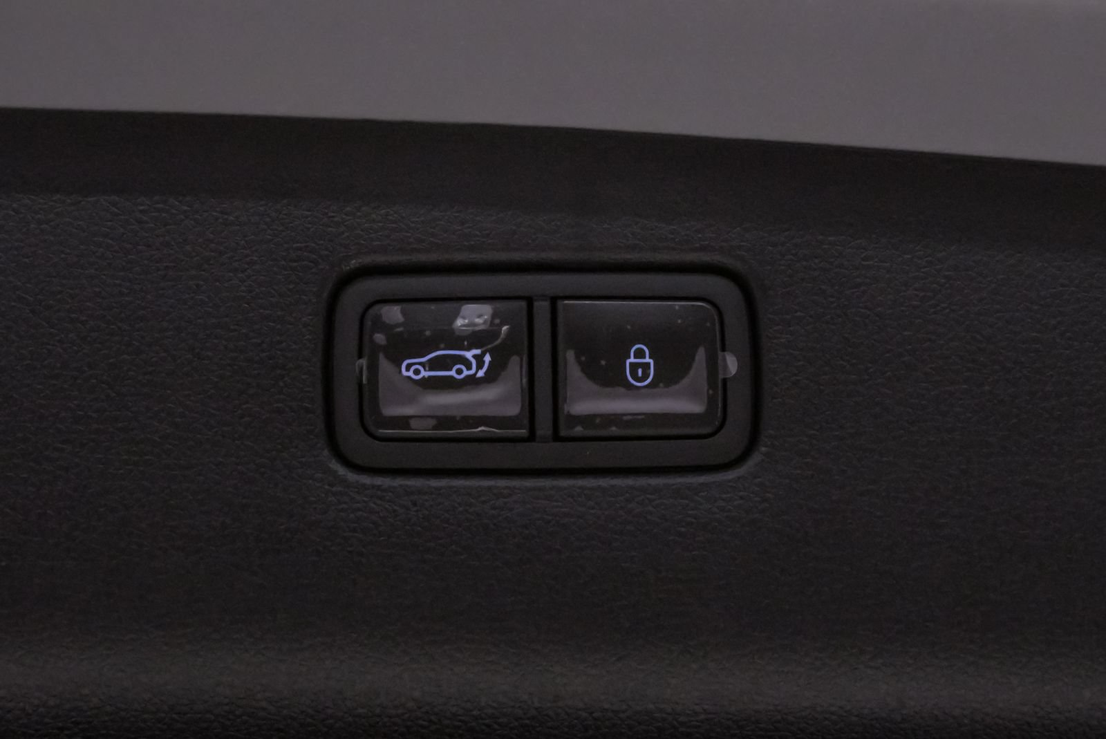 Certified 2026 Genesis GV70 2.5T AWD/4WD image 25
