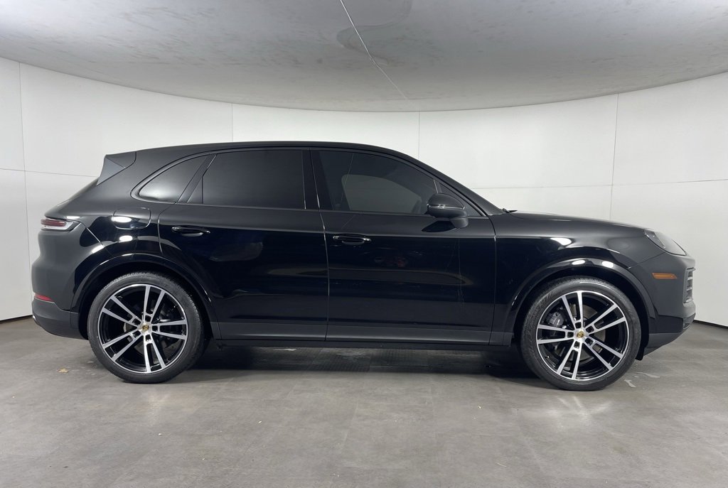Certified 2024 Porsche Cayenne image 8