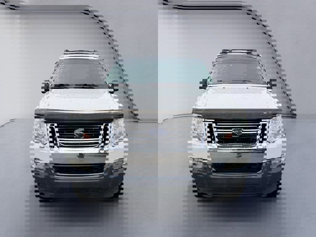 Used 2010 Ford Explorer Sport Trac XLT image 8