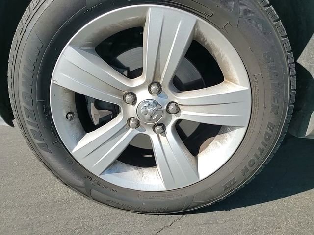 Used 2012 Dodge Caliber SXT image 8