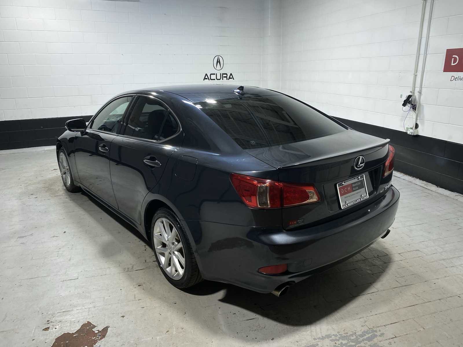 Used 2011 Lexus IS 250 AWD w/ Luxury Plus Value Edition image 4