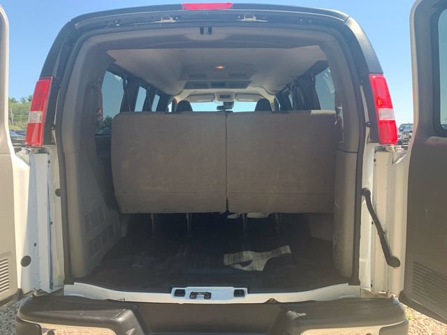 Used 2025 Chevrolet Express 2500 LT w/ LT Preferred Equipment Group RWD image 13