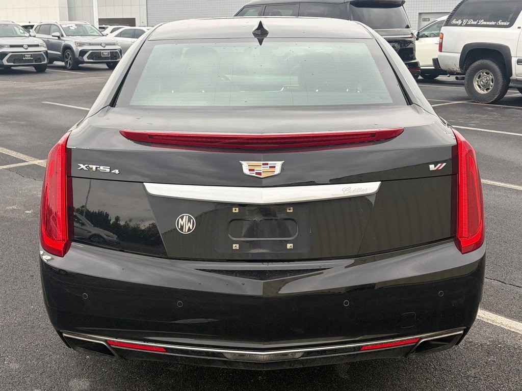 Used 2016 Cadillac XTS Vsport Platinum AWD/4WD image 3