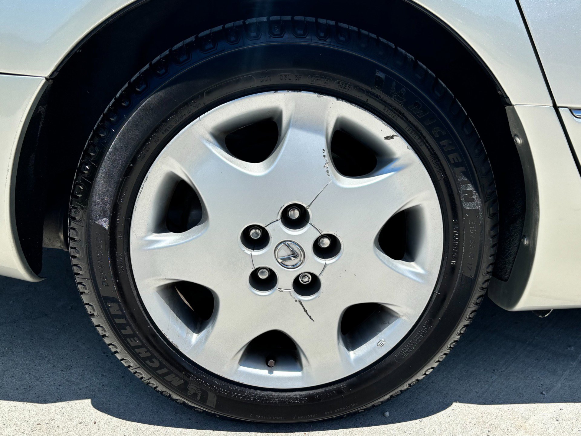 Used 2003 Lexus LS 430 RWD image 9