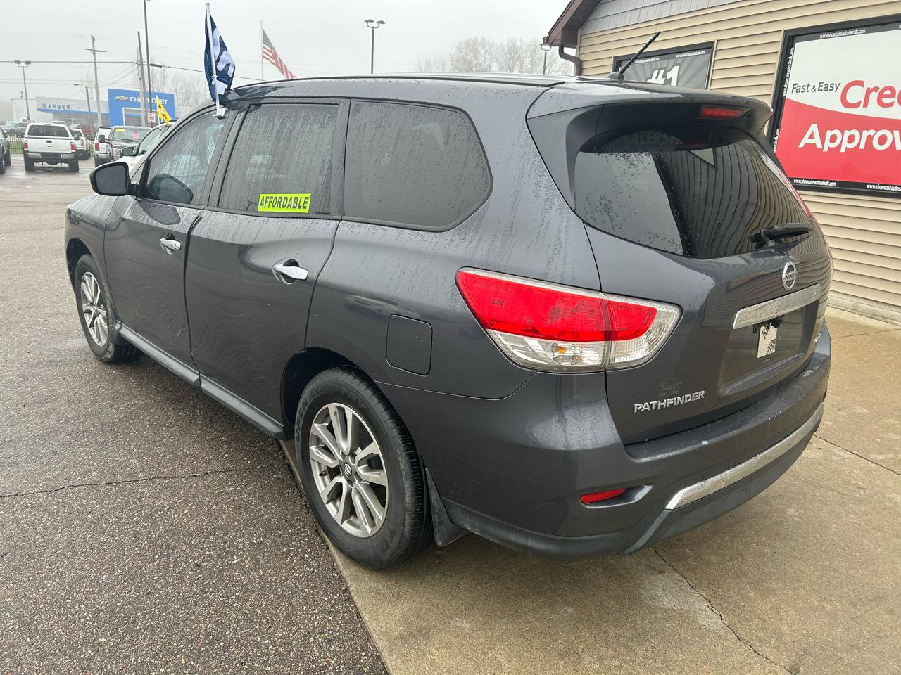 Used 2013 Nissan Pathfinder S AWD/4WD image 7